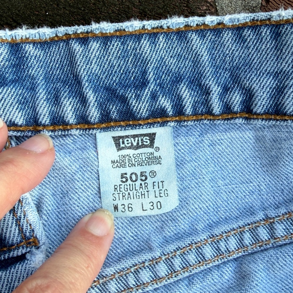 Levis "505" regular fit straight leg blue jeans size 36 X 30 - Picture 4 of 7